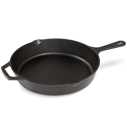 Navaris Gusseisenpfanne - 30 cm groß - Eingebrannte Feuerfeste Gusseisen Pfanne mit Doppelgriff - Ölgießer für den Grill Gasgrill Ofen