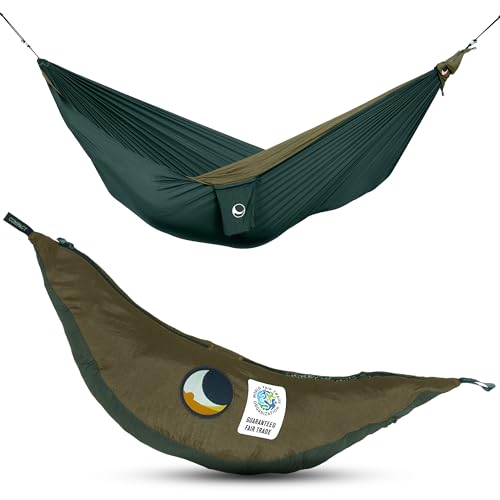 Fallschirmhängematte Original - Das Original seit 1996 | DUNKELGRÜN/ARMEEGRÜN | Multitalent und Leichtgewicht | 320 x 200 cm, nur 600 g | Schneller Aufbau  1min | Camping, Hängematte